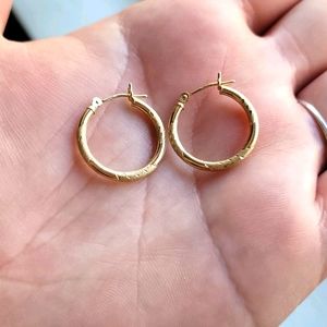 14K Gold mini hoop earings antique/vintage
